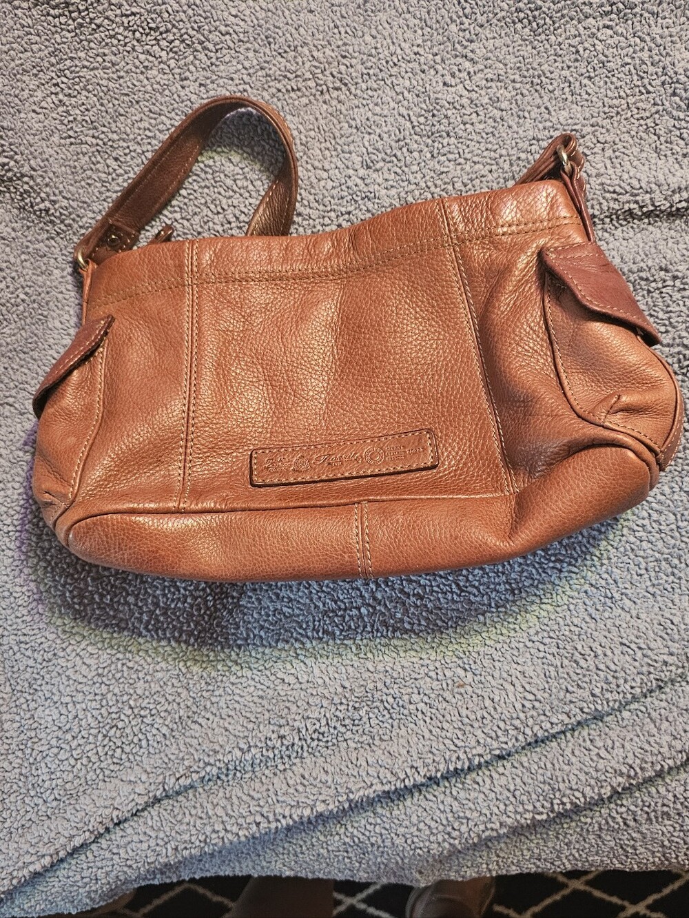 Fossil Pebbled Leather Shoulder Bag in Cognac